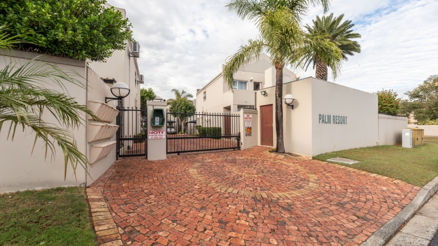 2 Bedroom Property for Sale in Parklands Western Cape